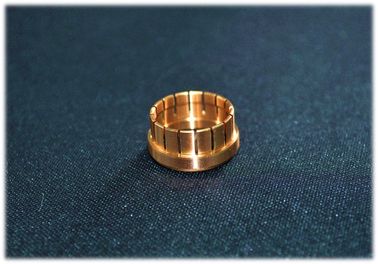 Personalizzi il connettore di spazio aereo delle parti girato precisione d'ottone rf di CNC