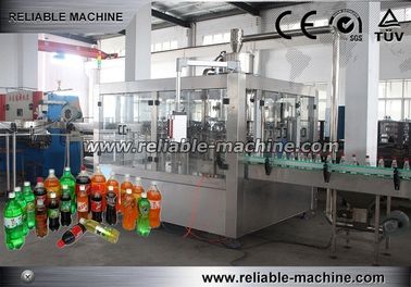 Linea di produzione gassosa della bevanda operazione facile SS304 dell'imbottigliamento dell'ANIMALE DOMESTICO