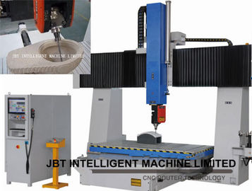 Centro di lavorazione dello strumento del commutatore di 5 assi del router intelligente automatico di CNC